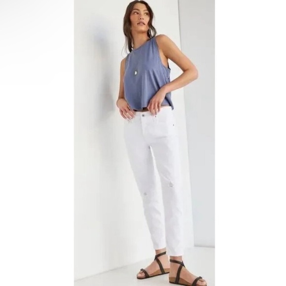AG Ex-Boyfriend Slouchy Slim Crop Jeans 1 Year Base White Size 24 00 - Picture 2 of 16